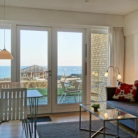 4 Person Holiday In Apartment